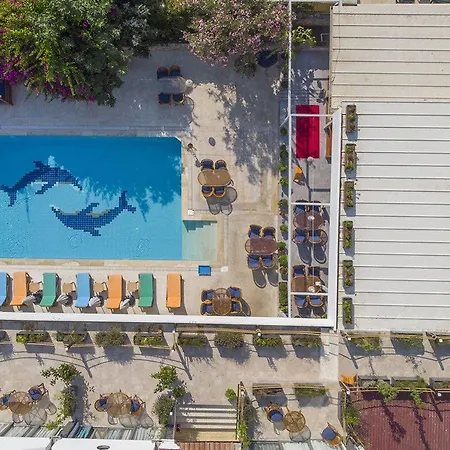 Ten Rooms Oludeniz Отель *