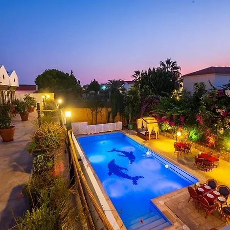 Отель Ten Rooms Oludeniz Олудениз